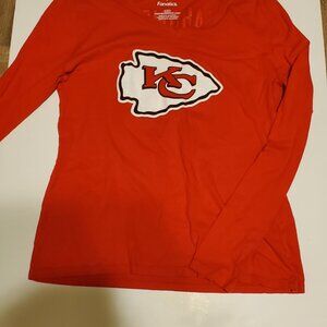 Fanatics Kansas City Chiefs Women's V-Neck Red Jersey Shirt with Mahomes #15